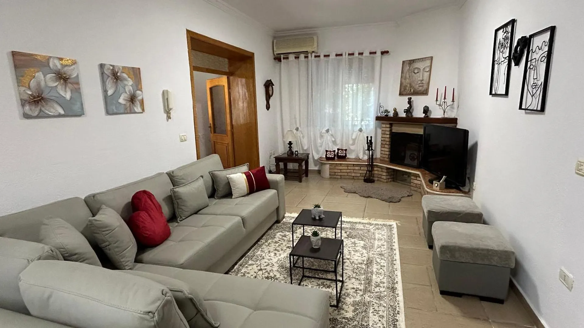 Apartment 5 Tirana Newbazaar